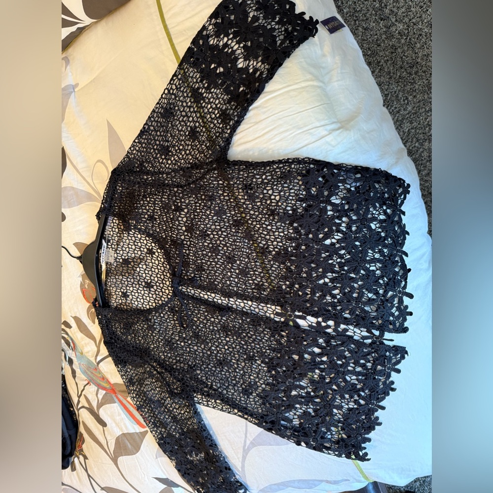 Peter Nygard Black Lace Sheer Cardigan Size Med Cover Up for Dresses with Tags